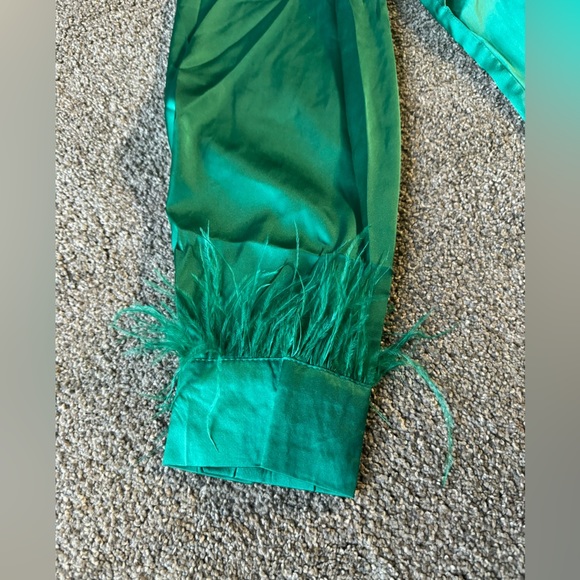 L.I.F.E. Luxurious Spliced Faux Feather Party Silky Blouse L💚New with Tags Prom - Picture 7 of 13